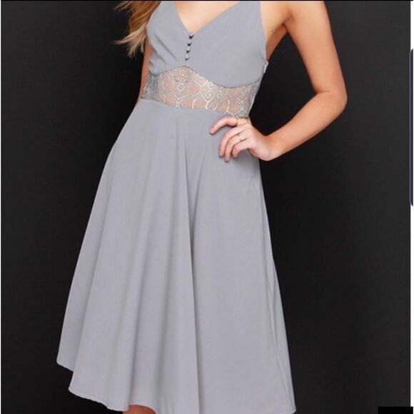 LuLu's Gray Dress with Lace Cut Out & Buttons (XS) - Picture 1 of 8